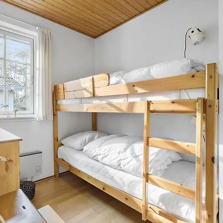 2651-nexo-skovduevej-17-c Neksø